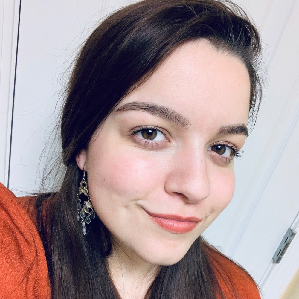 Meet your Posher, Julia